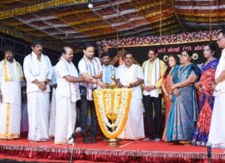 ಯಕ್ಷಸಿರಿ ಯಕ್ಷಗಾನ ತರಬೇತಿ ಯಕ್ಷಸಿರಿ ಯಕ್ಷಗಾನ ಕೇಂದ್ರದ ಪ್ರಥಮ ವಾರ್ಷಿಕೋತ್ಸವ