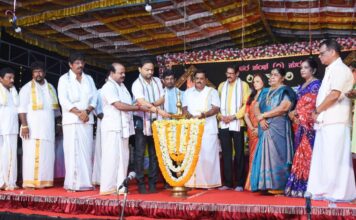 ಯಕ್ಷಸಿರಿ ಯಕ್ಷಗಾನ ತರಬೇತಿ ಯಕ್ಷಸಿರಿ ಯಕ್ಷಗಾನ ಕೇಂದ್ರದ ಪ್ರಥಮ ವಾರ್ಷಿಕೋತ್ಸವ
