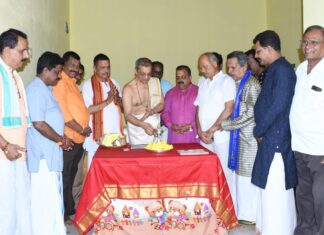 ಗೋವಿಗಾಗಿ ಮೇವು ಹೊರೆಕಾಣಿಕೆ ಕೇಂದ್ರ ಉದ್ಘಾಟನೆ