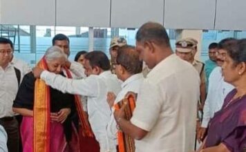 ಕೇಂದ್ರ ವಿತ್ತ ಸಚಿವೆ ನಿರ್ಮಲಾ ಸೀತಾರಾಮನ್ ಅವರಿಗೆ ಜಿಲ್ಲಾ ಬಿಜೆಪಿ ವತಿಯಿ೦ದ ಸ್ವಾಗತ