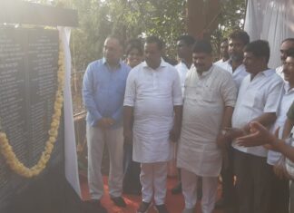ನಿರ್ಮಣ ಕಾಮಗಾರಿಗಳಿಗೆ ಉಸ್ತುವಾರಿ ಸಚಿವರಿಂದ ಶಂಕುಸ್ಥಾಪನೆ