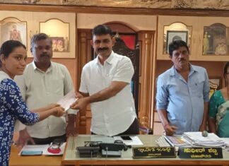 ಮಂಗಳೂರು ಮಹಾನಗರಪಾಲಿಕೆ: ಫಲಾನುಭವಿಗಳಿಗೆ ಸವಲತ್ತುಗಳ ವಿತರಣೆ