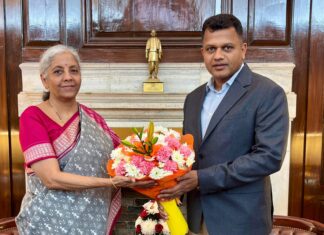 ಪ್ರಸ್ತಾವಿತ ಪ್ರಮುಖ ಯೋಜನೆಗಳನ್ನು ಶೀಘ್ರ ಕಾರ್ಯಗತಗೊಳಿಸಲು ಸಚಿವೆ ನಿರ್ಮಲಾ ಸೀತಾರಾಮನ್ ಗೆ ಕ್ಯಾ. ಚೌಟ ಮನವಿ