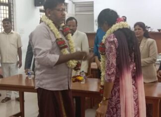 ವಿಚ್ಚೇಧನಕ್ಕೆ ಬಂದವರನ್ನು ಒಂದುಗೂಡಿಸಿದ ಲೋಕ್ ಅದಾಲತ್