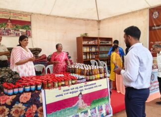 ಕರಾವಳಿ ಉತ್ಸವದಲ್ಲಿ ಆಕರ್ಷಿಸಿದ ಗ್ರಾಮೀಣ ಉತ್ಪನ್ನಗಳ ಮಳಿಗೆಗಳು