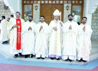 ಬಿಕರ್ನಕಟ್ಟೆಯ ಬಾಲ ಯೇಸುವಿನ ಪುಣ್ಯಕ್ಷೇತ್ರದಲ್ಲಿ ನಾಲ್ಕು ಮಂದಿ ಕಾರ್ಮೆಲೈಟ್ ಗುರುಗಳಿಗೆ ಪವಿತ್ರ ಗುರುದೀಕ್ಷೆ