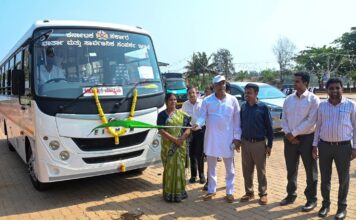 ವಾರ್ತಾ ಇಲಾಖೆ ಪತ್ರಿಕಾ ವಾಹನಕ್ಕೆ ಚಾಲನೆ