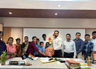 ಕುತ್ಲೂರು ಸರಕಾರಿ ಶಾಲಾ ಮಕ್ಕಳಿಗೆ ಬಿಎಎಸ್ಎಫ್ ಸಂಸ್ಥೆಯಿಂದ ಪುಸ್ತಕ ಸಾಮಾಗ್ರಿ ಕೊಡುಗೆ