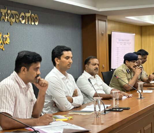 ಮಳೆಗಾಲ: ರಸ್ತೆ ಹೊಂಡಕ್ಕೆ ಬಿದ್ದು ಪ್ರಾಣ ಹಾನಿಯಾದರೆ ಇಂಜಿನಿಯರ್ ಗಳೇ ಹೊಣೆ : ಸಚಿವ ಖಾದರ್ ಎಚ್ಚರಿಕೆ